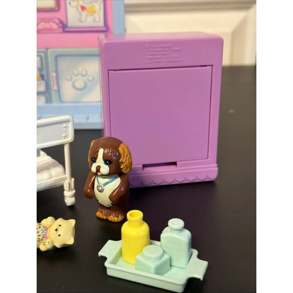 Vintage 1993 Kenner Littlest Pet Shop Care Center Vet Hospital LPS VTG Set Lot